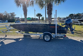 2026 Alweld 1756 Invader Camo Boat